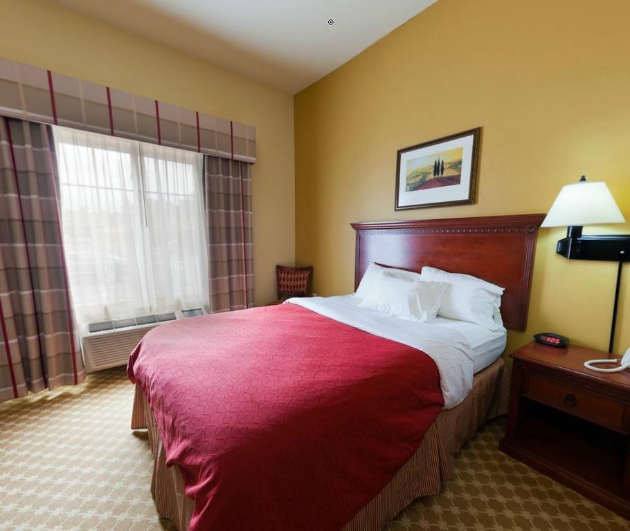 Comfort & High Point - Hotel 2*
